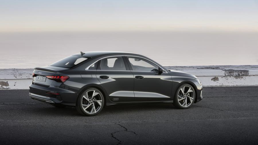  Audi A3 Sedan 35 TFSI 2020 года  (WW) (фото 8 из 50)